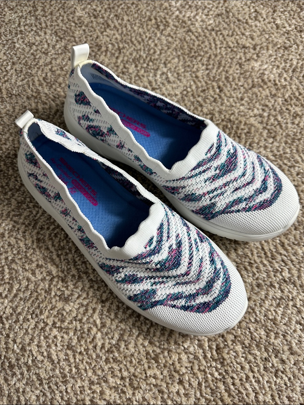 Skechers Air-Cooler Memory Foam White Slip-On Knit Sneakers